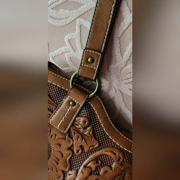 BOC Brown Embossed Shoulder Bag - Picture 3 of 8